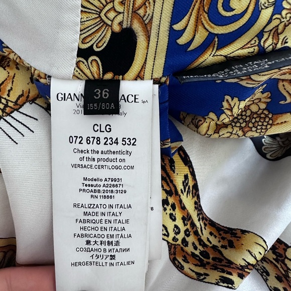 Versace Puffer - Picture 15 of 15